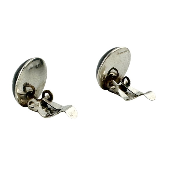 Vintage Thai Goddess Sterling Silver Earrings - Picture 5 of 8